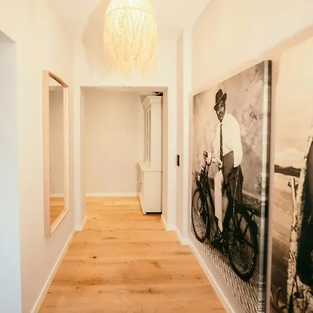 Renovated Semi-detached House With Garden Views Greven (Ludwigslust-Parchim)