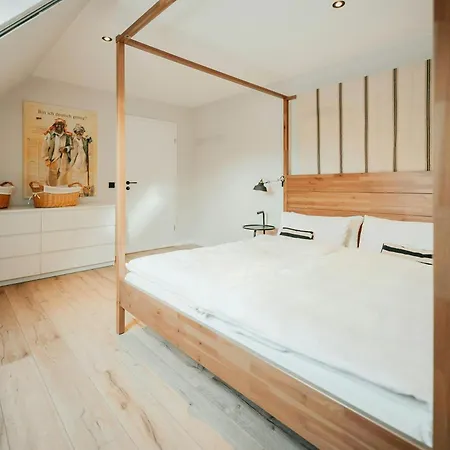Renovated Semi-detached House With Garden Views
