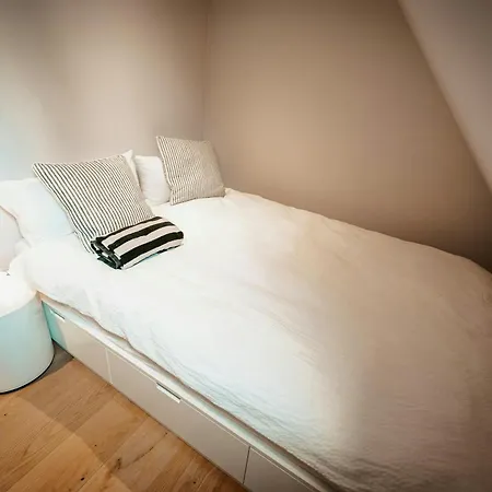 Renovated Semi-detached House With Garden Views Ferienhaus Greven (Ludwigslust-Parchim)